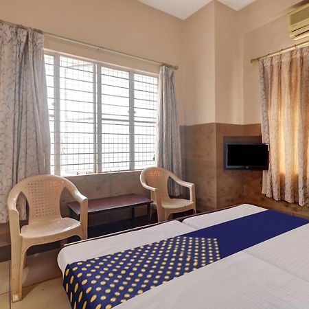 Spot On Ganga Yatri Nivas Hotel Gundlupet Eksteriør billede