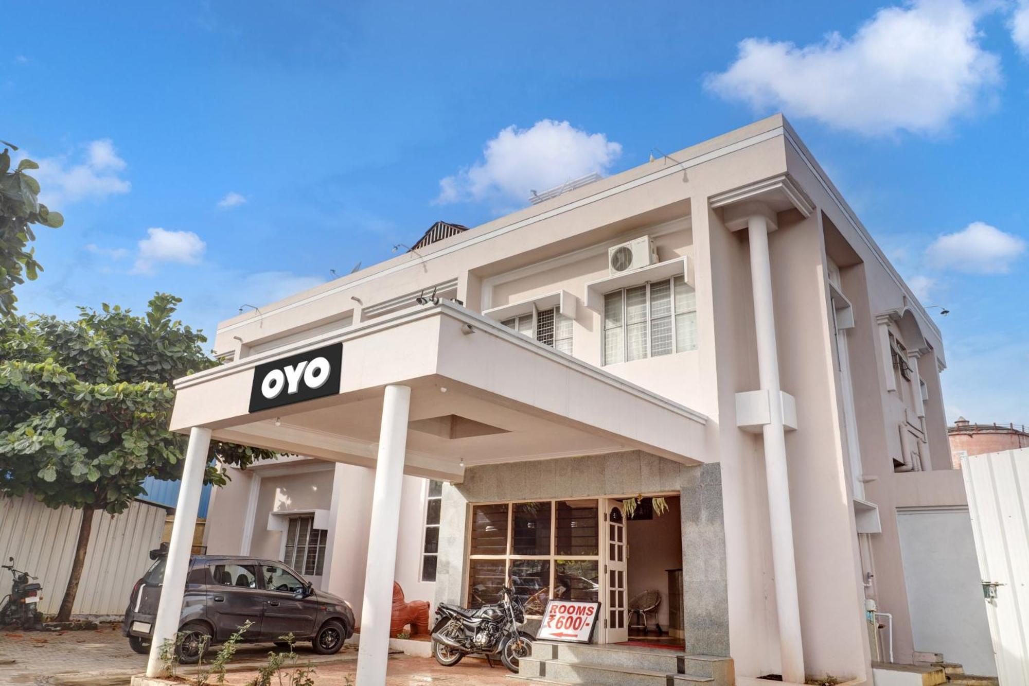 Spot On Ganga Yatri Nivas Hotel Gundlupet Eksteriør billede