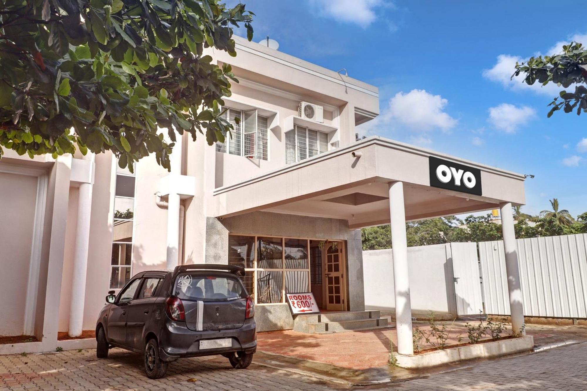 Spot On Ganga Yatri Nivas Hotel Gundlupet Eksteriør billede